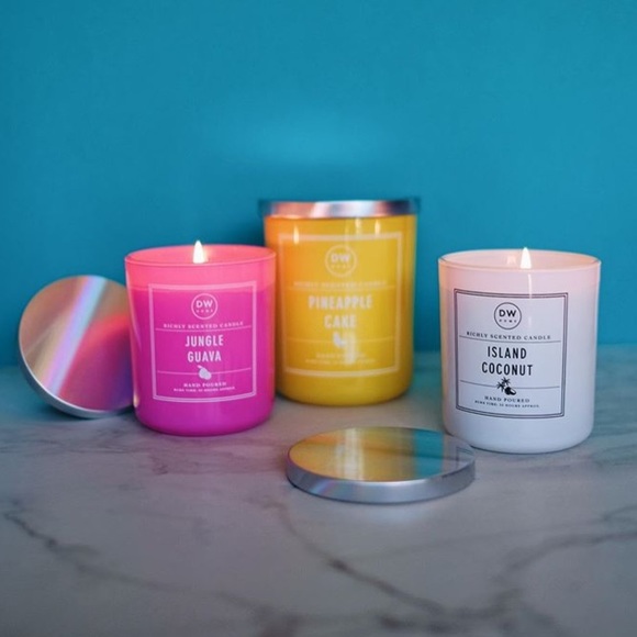 Dw Home Accents Dw Home Large Pineapple Cake Candle Poshmark